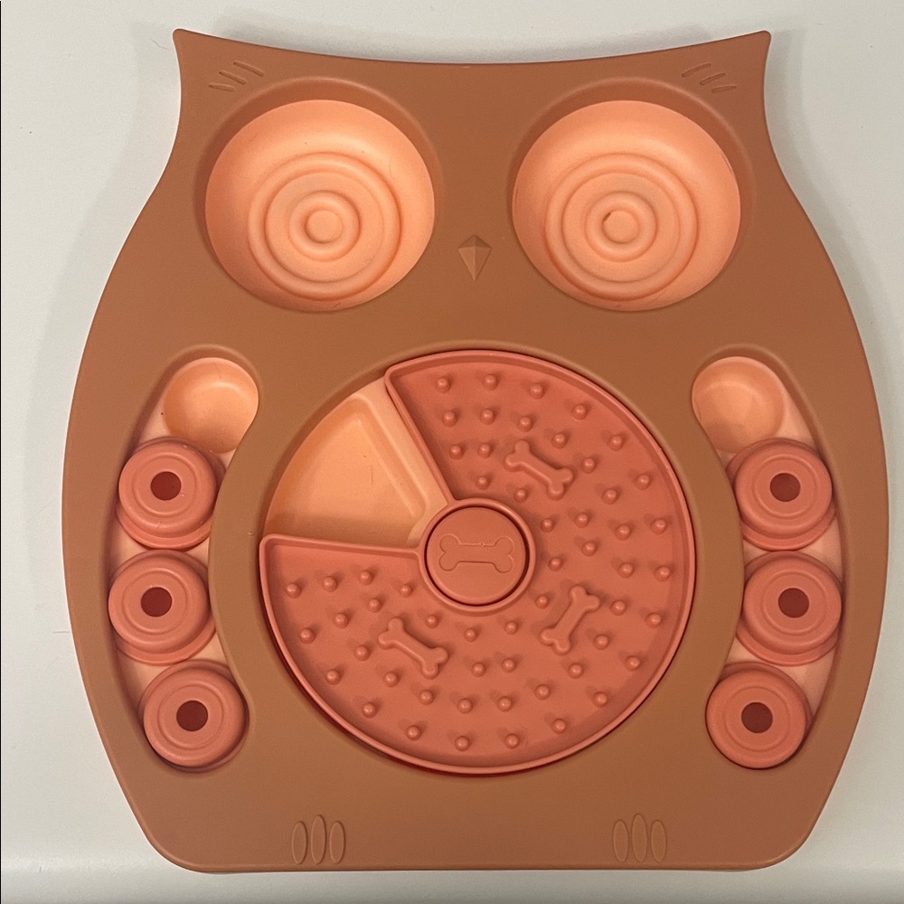 Owl-Shaped Silicone Dog Feeding Mat